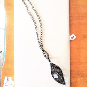 RAW QUARTZ Nature Leaf Silver Pin Pendant Necklace